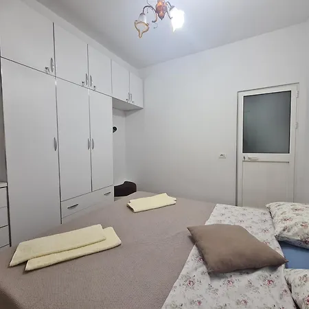 Kupola Apartment *